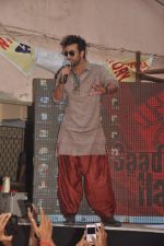 Ranbir Kapoor promote Rockstar in MMK College on 19th Oct 2011 (12).JPG